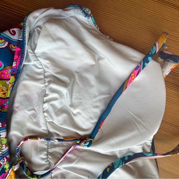 Trina Turk M 8 colorful Provence paisley bandeau one shoulder onepiece swimsuit - Picture 8 of 9